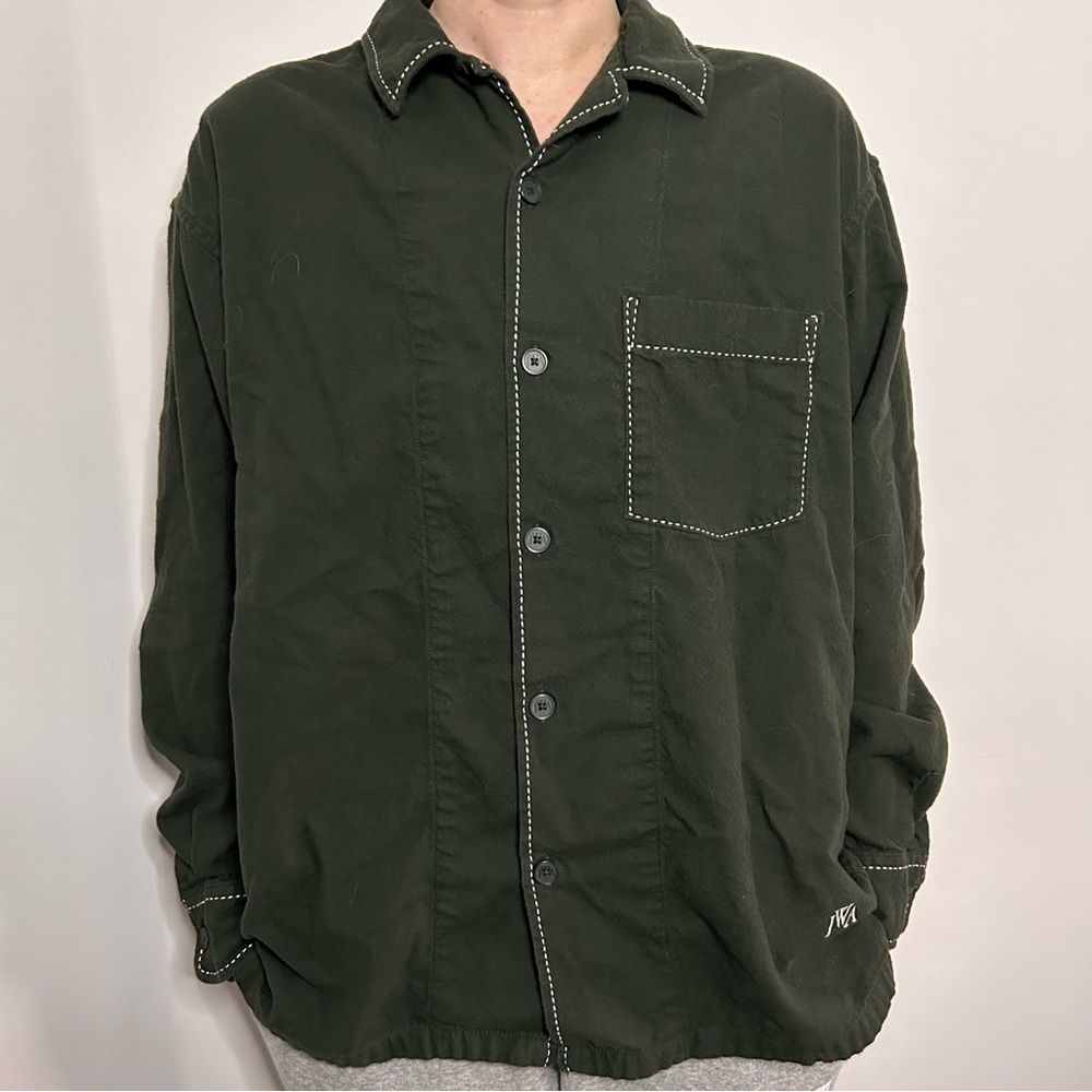 JW ANDERSON x UNIQLO olive green large button down shirt unisex